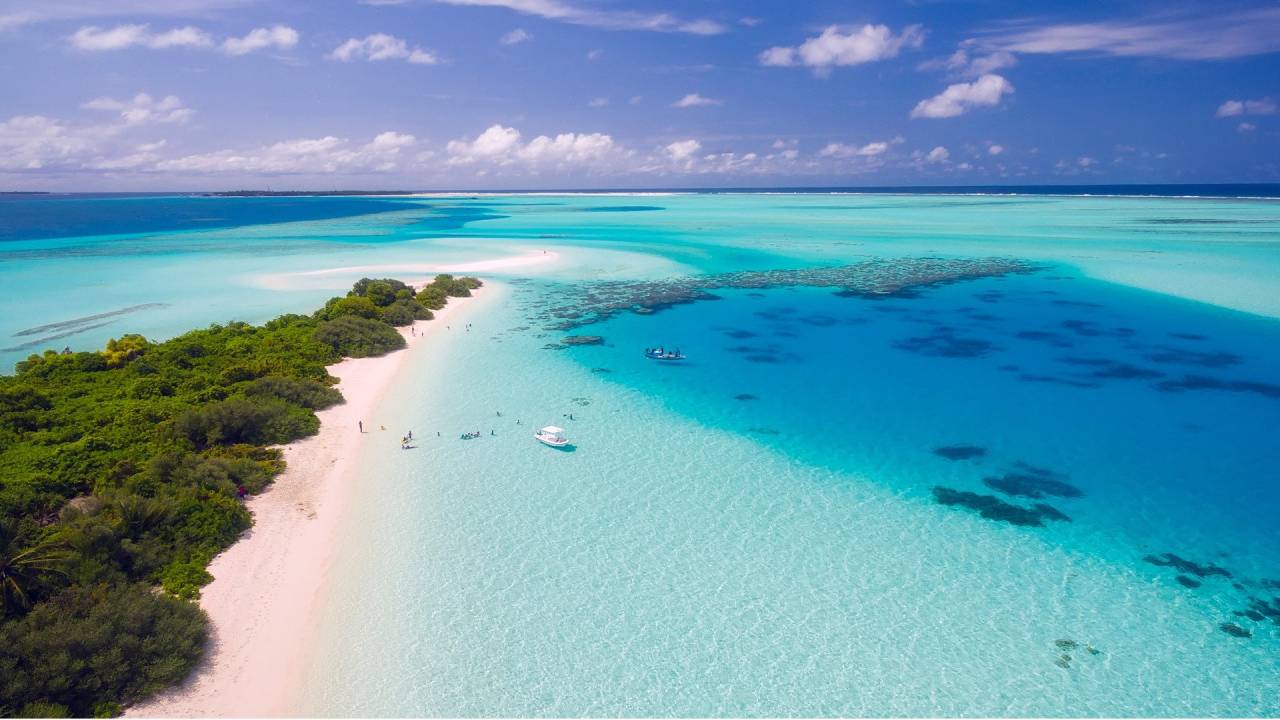 una playa de las maldivas
